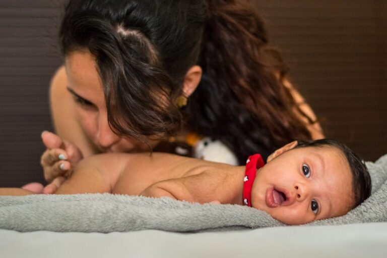100+ Good Morning Quotes For Mom With Beautiful Images